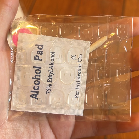 Green Floral Nails - Picture 4 of 4